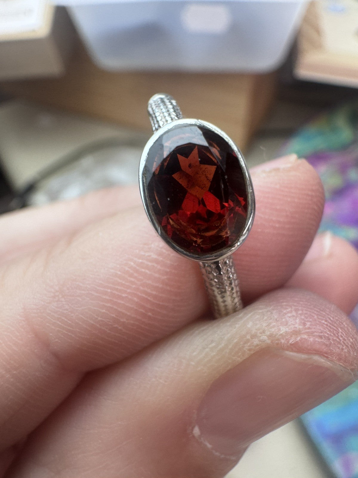 Size 8.5 Natural Garnet Crystal Ring 925 silver Q