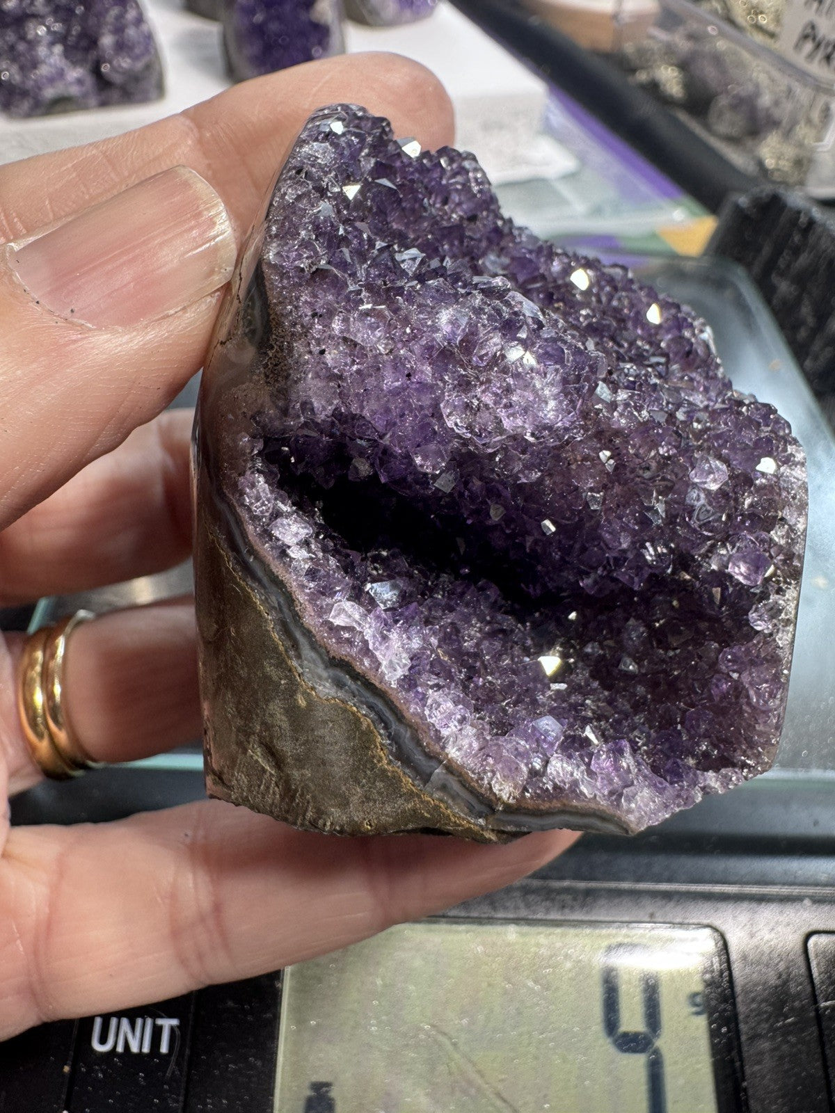 194 gram Natural Amethyst Geode Cluster Quartz Crystal Cave Mineral Specimen