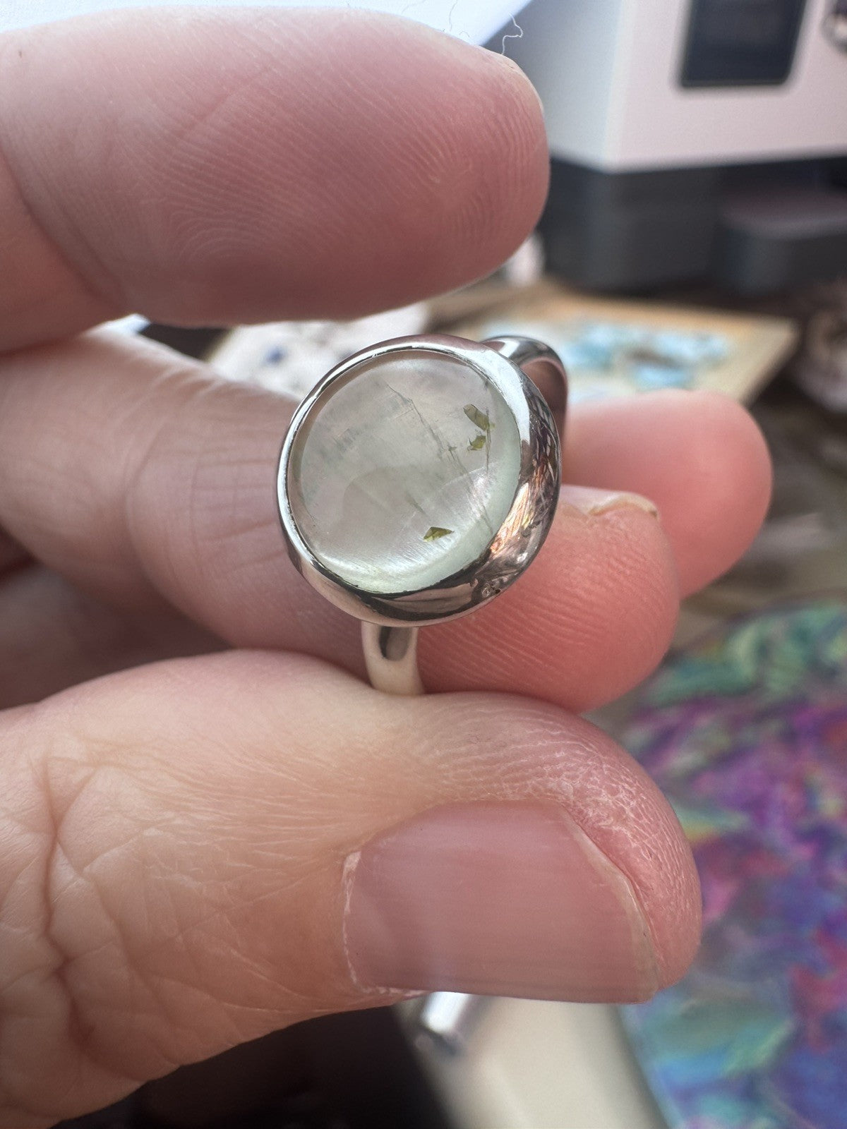Size 8.5 Natural Prehnite Crystal Ring 925 silver Q
