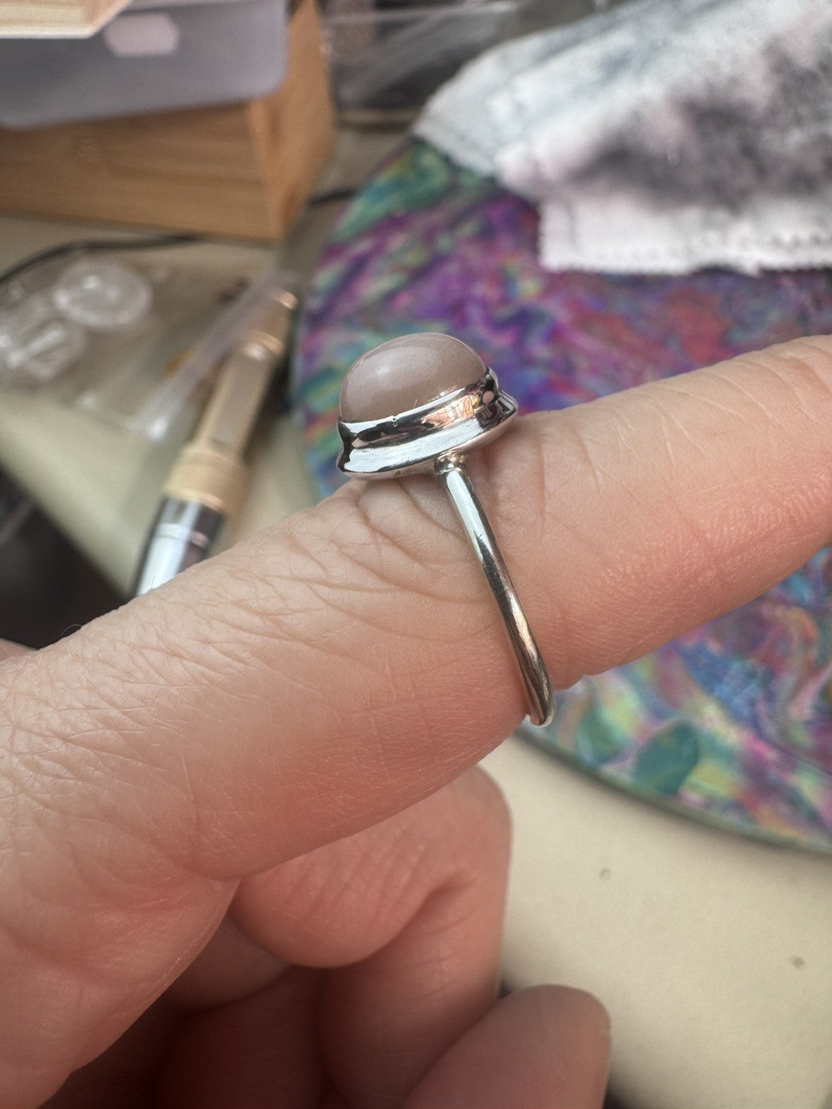 Size 8.5 Natural Peach Moonstone  Ring 925 silver Q
