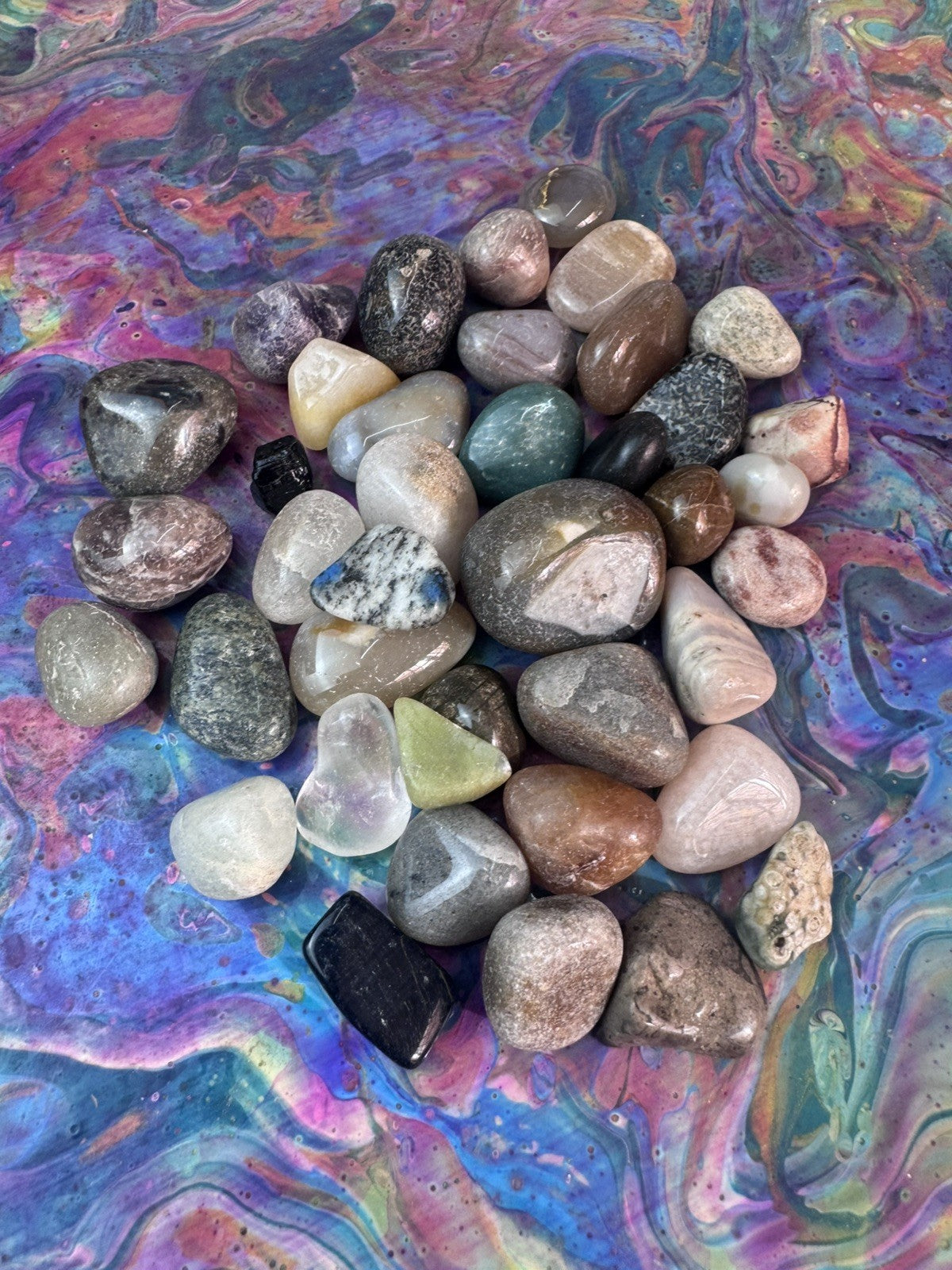Mixed  crystal Tumbles 253 grams lot