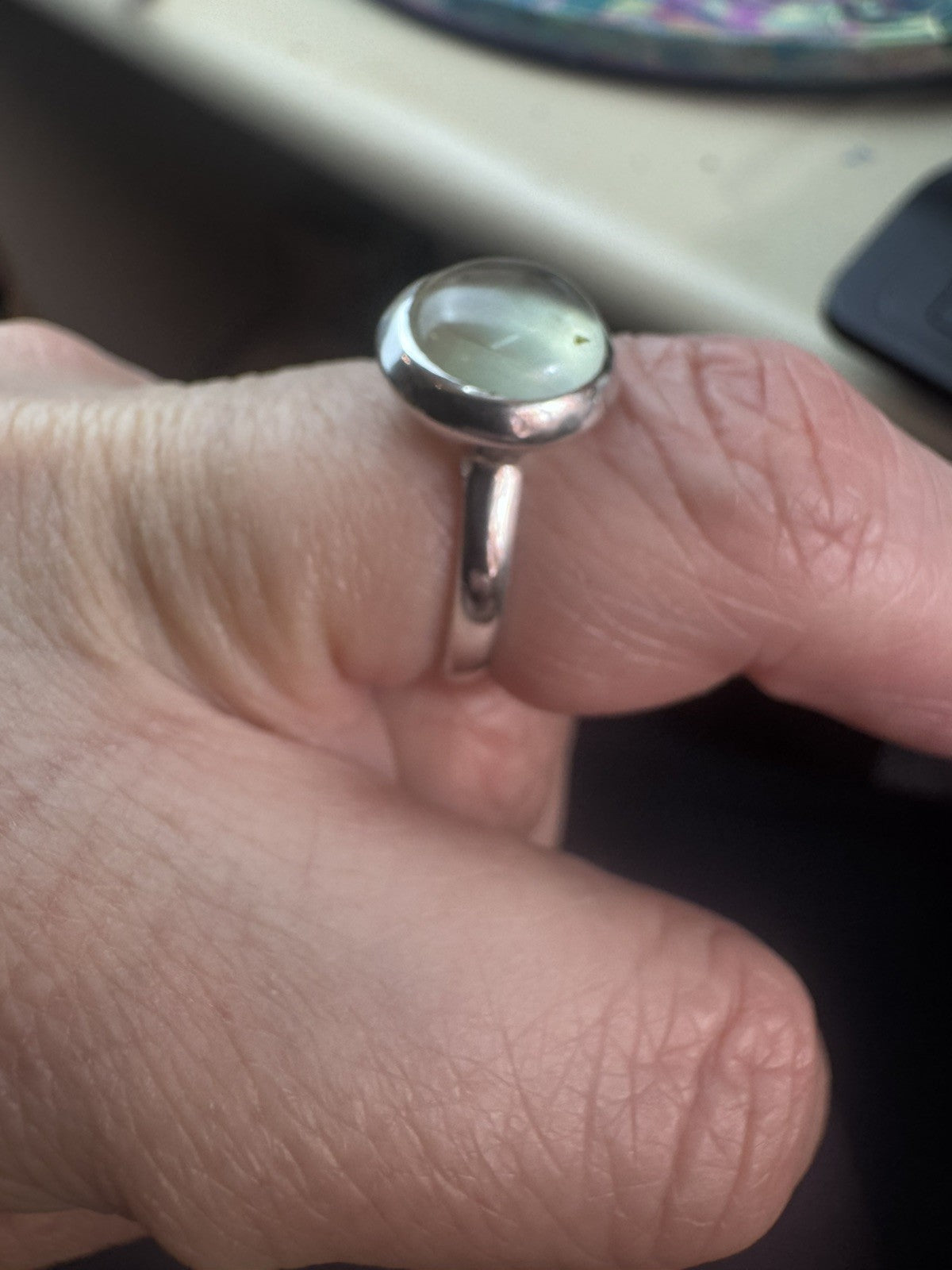 Size 8.5 Natural Prehnite Crystal Ring 925 silver Q
