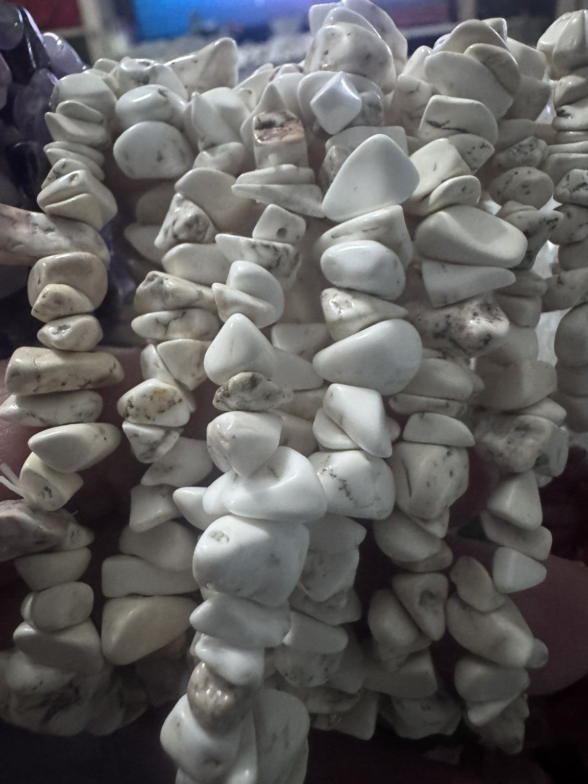 Magnesite Chip Crystal Stretch Bracelet