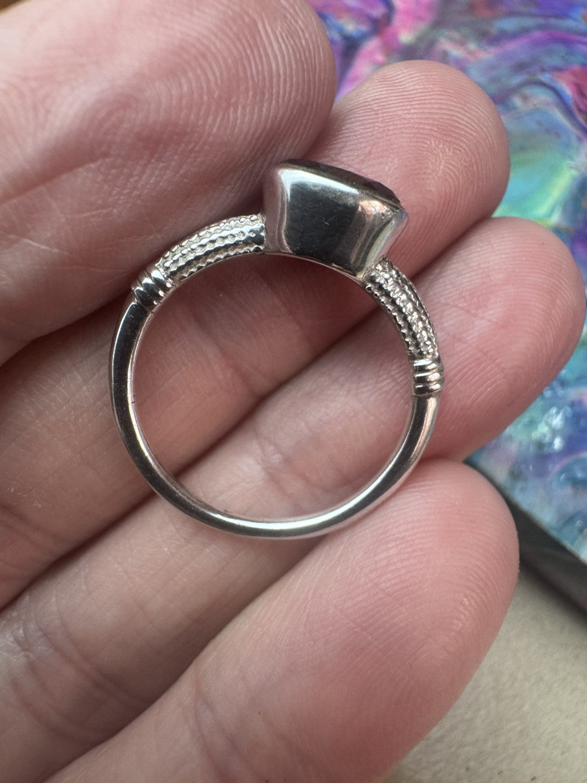 Size 8.5 Natural Garnet Crystal Ring 925 silver Q