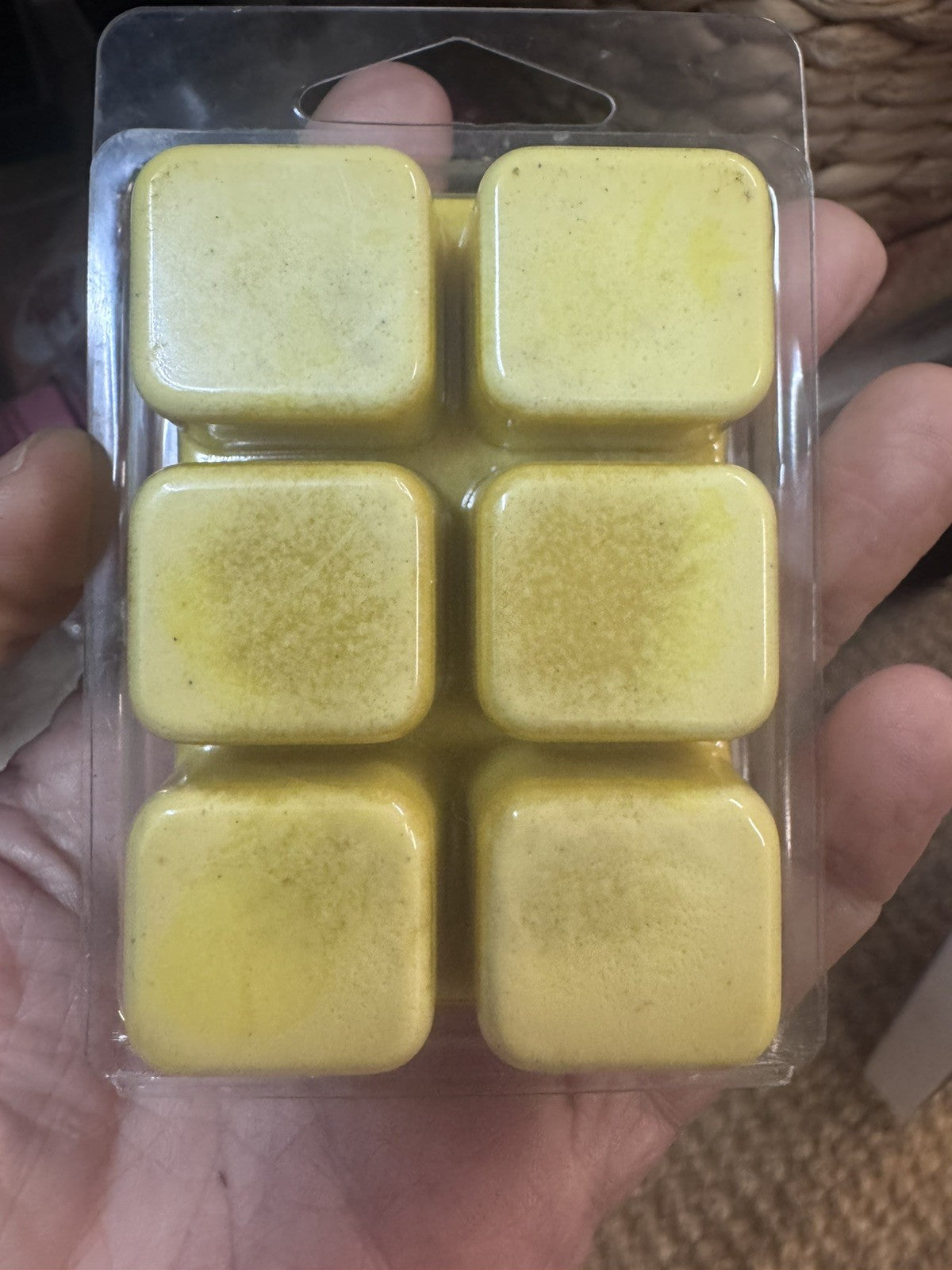 Frankincense Soy Wax Melts – 6 Cube Clamshell Pack