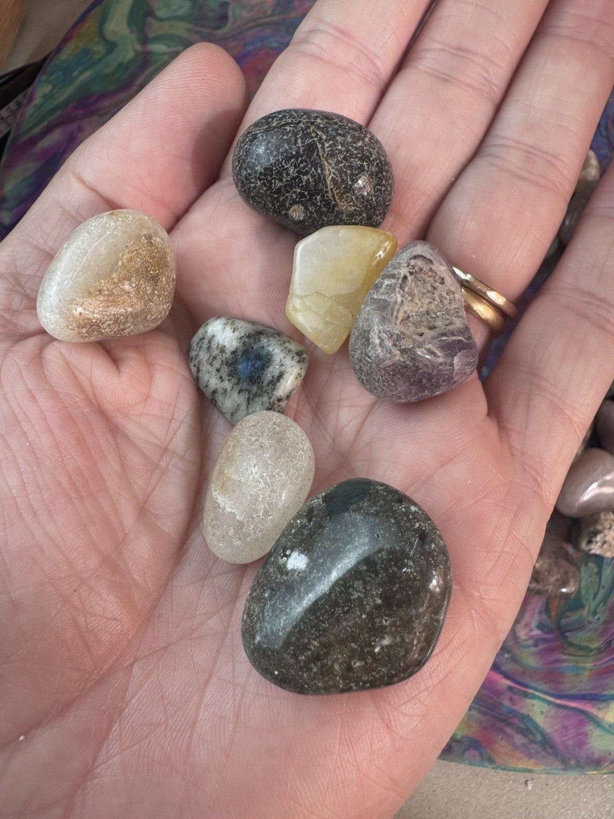 Mixed  crystal Tumbles 253 grams lot