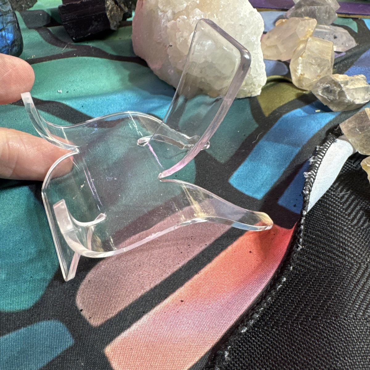 Crystal Heart Stand