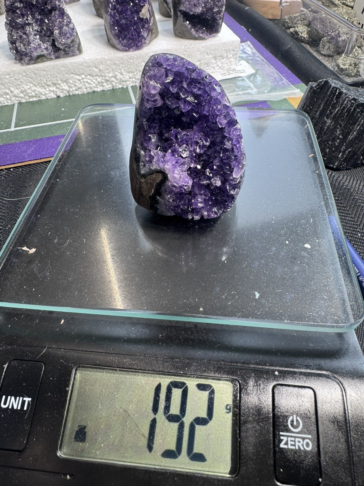 192 gram Natural Amethyst Geode Cluster Quartz Crystal Cave Mineral Specimen