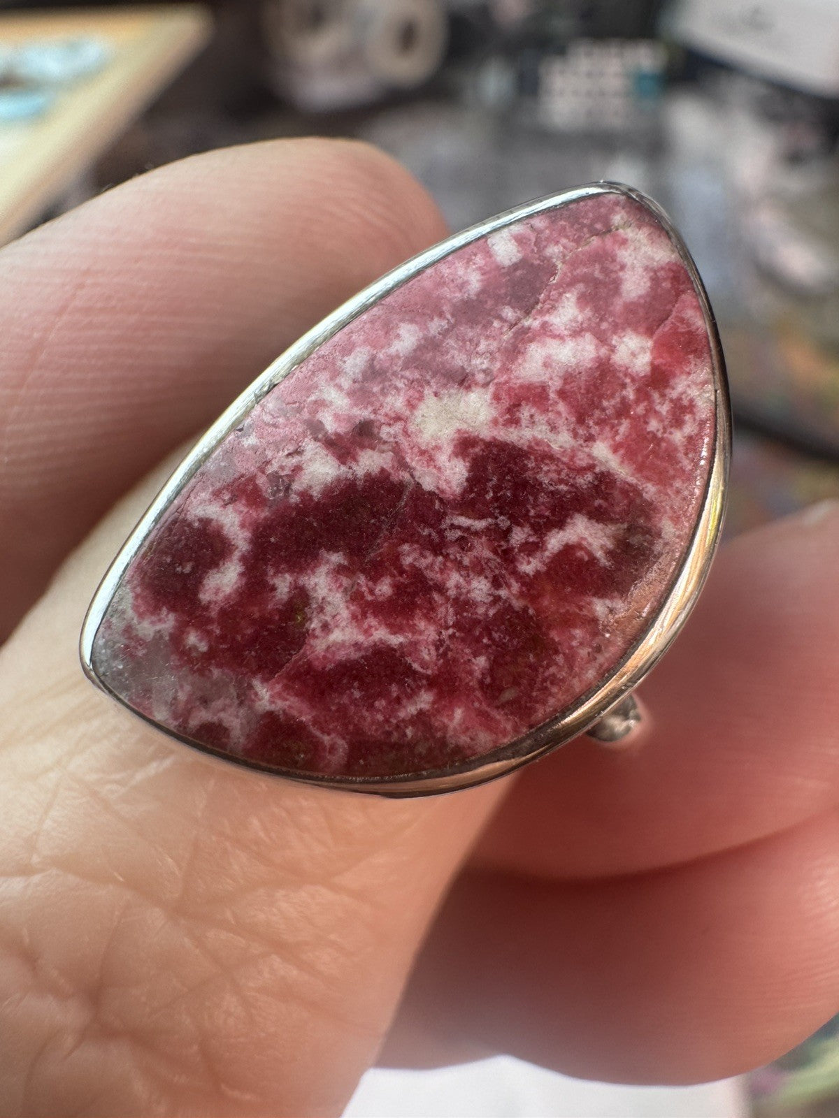Size 7.5 Natural Pink Thulite  Ring 925 silver O.5